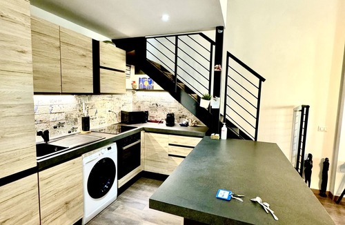 Santa Maria Novella Apartment | CELESTES BALCONY 32