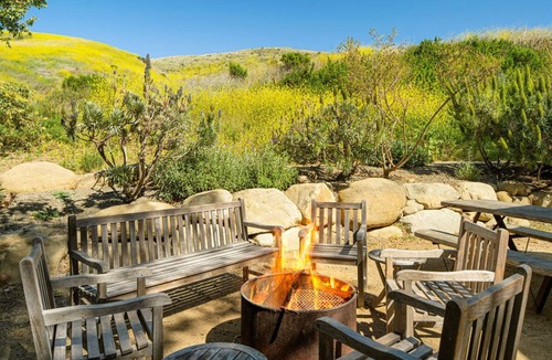 Goleta Cabin | Central Cabin + Queen + Firepit | No Hidden Fees