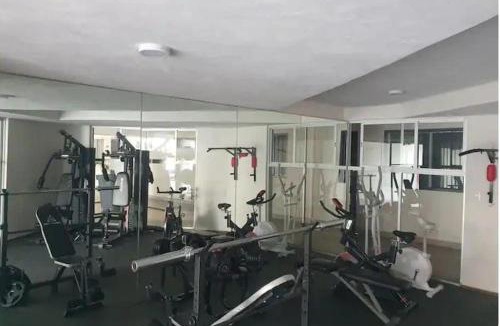San Juan de Dios Apartment | Centrally located apartment with AC, parking and pool
