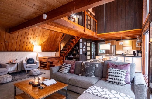 Orford Ski Chalet | Chalet Norwegian, Turn Key Amenities + Pet Friendly + Hi Speed WiFi