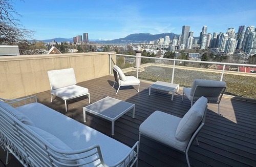 Fairview House | Character view private house with rooftop patio