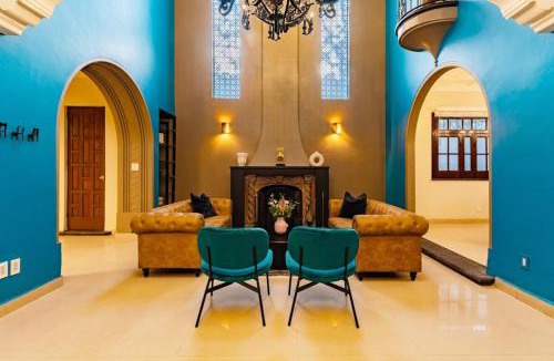 Colonia Cuauhtemoc House | Charm near Roma Luxurious Mansion for Groups