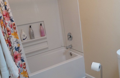 Tucson House | Charm remodeled 2b 2b with 2/p space only 7 minutes from down town