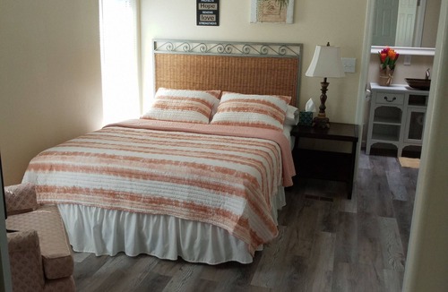 Tucson House | Charm remodeled 2b 2b with 2/p space only 7 minutes from down town