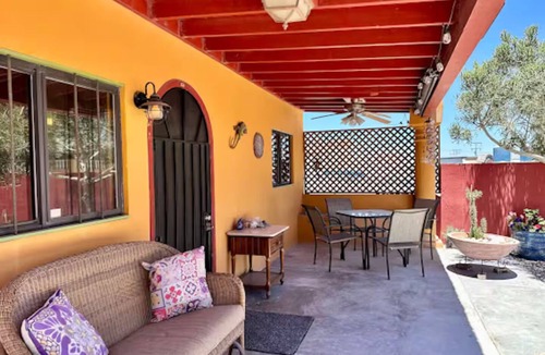 La Choya House | Charming 1-BR house, Bahía la Choya, Starlink WiFi, AC, roof deck, dog friendly