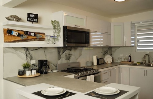 Aguadilla Apartment | Charming 2-bedroom apartment in lovely Guerrero with WiFi, AC
