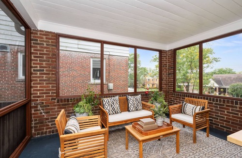 Roselawn Finance House | Charming 3 BDR Home in Desirable Pleasant Ridge – Easy Access to All Attractions