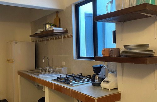 Los Ayala House | Charming bungalow in Los Ayala with AC, kitchen and 2 blocks from beach area