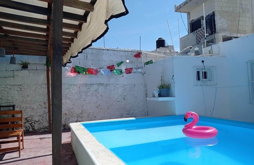 Progreso Municipality House | Charming central house two blocks from the beach