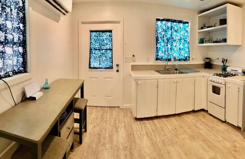 Great Guana Cay Cottage | CHARMING COTTAGE STEPS FROM THE BEACH- 1BR/1BA, Kitchen, Patio, Backup Generator