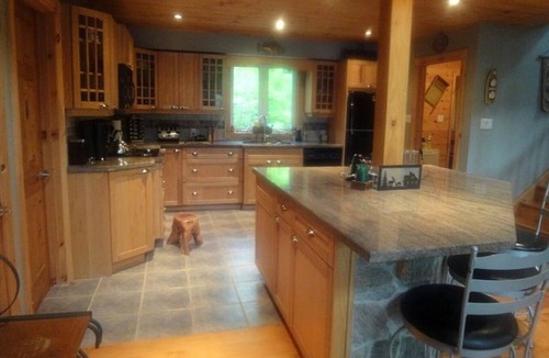 Georgian Bay House | Charming Lakefront Cottage Rental with Blissful Views near Toronto, Ontario