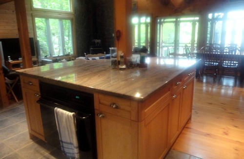 Georgian Bay House | Charming Lakefront Cottage Rental with Blissful Views near Toronto, Ontario