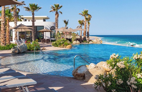 San Jose del Cabo Hotel | Charming luxe 1-bedroom studio. Hotel in beautiful San José del Cabo with AC
