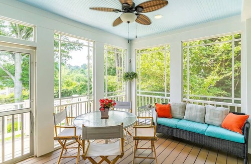 West Hyattsville House | Charming, Spacious Urban Retreat with Park Views in Chevy Chase MD
