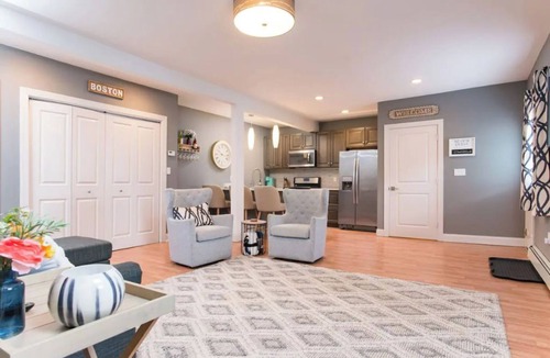 Woburn House | Cheerful 1-bedroom New England Ranch