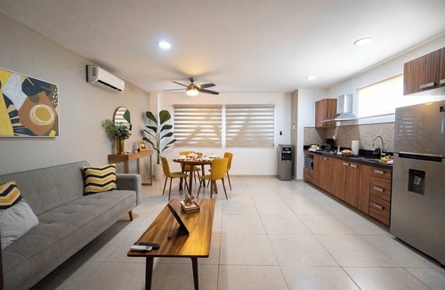 Diaz Ordaz Apartment | Cheerful Condo, Mountainview Roof and Lounge