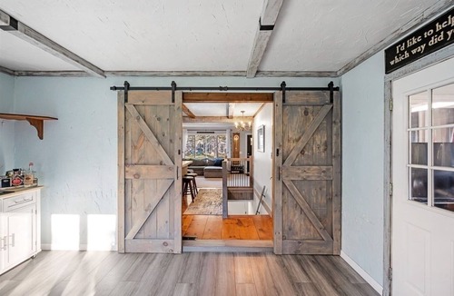 Northborough House | Cheerful Villa with a huge backyard (3Beds2Baths)