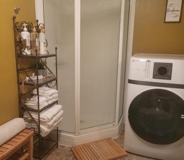 Mercier House | Chez Carole - Établissement d'hébergement de résidence principale sur la Rive-Sud de Montréal