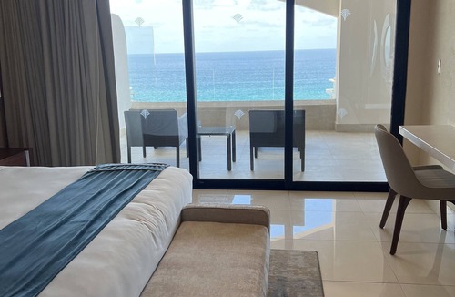 Chula Vista Resort | Chic resort with WiFi, AC, fitness room in sunny San Jose del Cabo