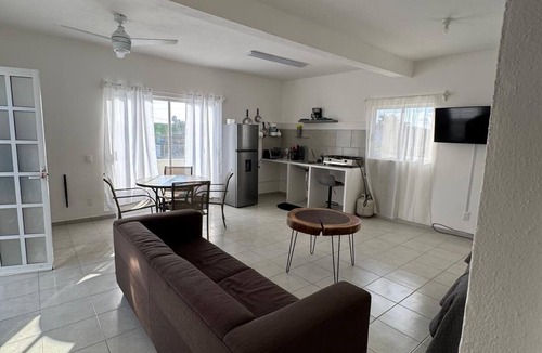 Ixtapa Apartment | Chic Studio with AC, fitness equipment, WiFi in beautiful Ixtapa