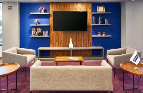 Toluca Hotel | City Express by Marriott Toluca