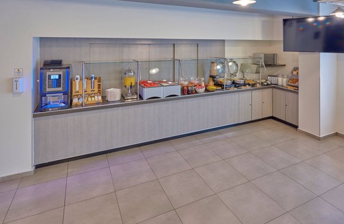 Tlaquepaque Hotel | City Express Junior by Marriott Guadalajara Periférico Sur