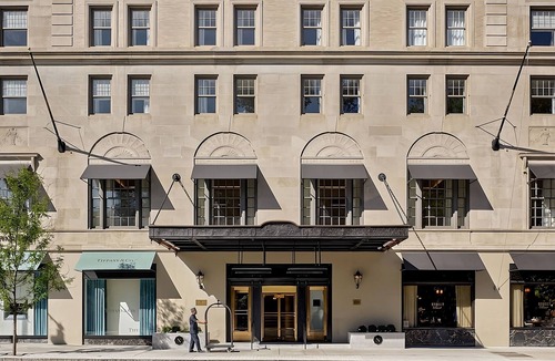 Back Bay East Hotel | Classic 1 Bedroom Suite at The Newbury Boston!