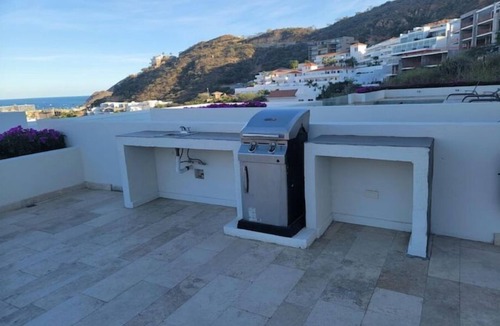 Libertad Condo | Close to downtown. 2 bed, 2 bath condo with pool.