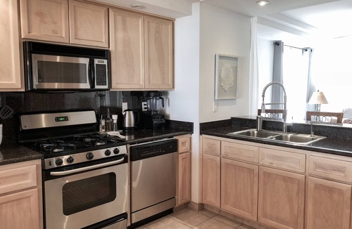 Playas de Rosarito Condo | Club Marena - 2 BR+ Den/3 BA Charmer