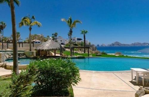 Cabo Bello Apartment | Coastal Chic at Misiones Arch & Sea View