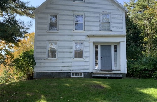 Sheepscot House | Coastal Farmhouse in historic Sheepscot Village