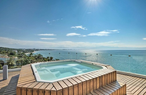 Bucerias Condo | Coastal Mexico Penthouse w/Views & Rooftop Pool!