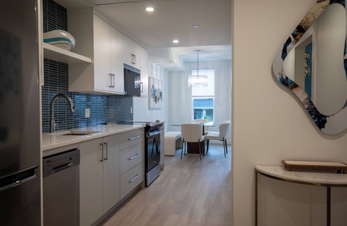 Regional District of Nanaimo Apartment | Coastal Suite 202 - The Agora a Boutique Hotel