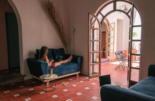 Americana Hostel | Coliving Chingon