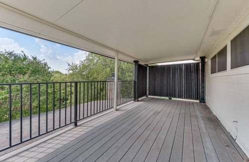 Fort Worth House | Come Take a Splash at Updated Beautiful Home!