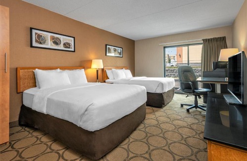 Brandon Hotel | Comfort Inn