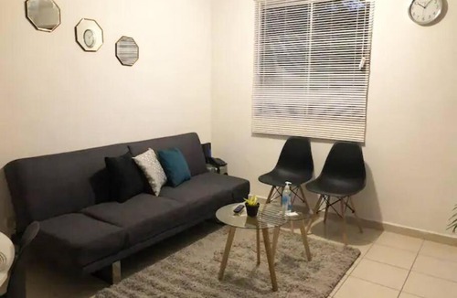 Garcia House | Comfortable and private house 2 Bedrooms Wifi Parking Free
