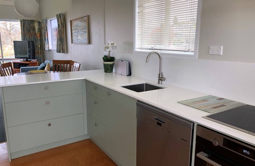 Nukuhau Apartment | Comfortable, attractive Greens Landing Apartment