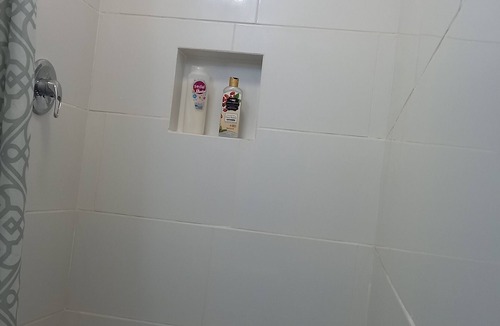 Chapalita Apartment | Comfortable room in Colonia Chapalita with garage inside the property