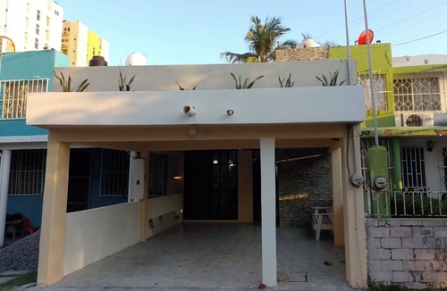 Boca del Rio House | Comfy 3-bedroom beach house with AC in Boca del Río