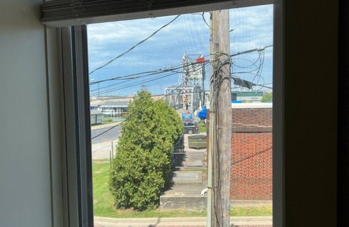 Ashtabula Apartment | Comfy loft with views of Ashtabula River! In the center of Bridge Street!