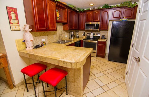 Sandy Beach Condo | Condo ∙ 2 bedrooms ∙ 6 guests