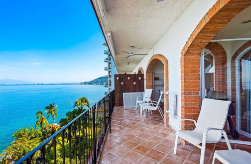 South Shore Hotel Area Condo | Condo ∙ 2 bedrooms ∙ 4 guests