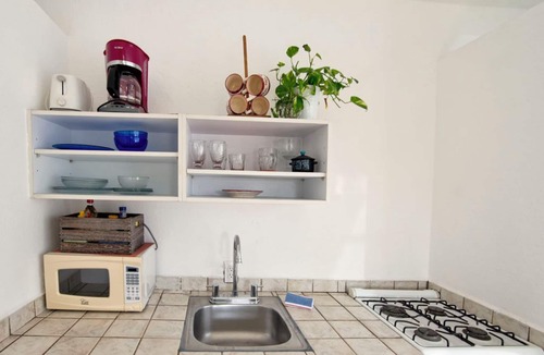 Emiliano Zapata Apartment | CONDO DE COLORES PENTHOUSE STUDIO
