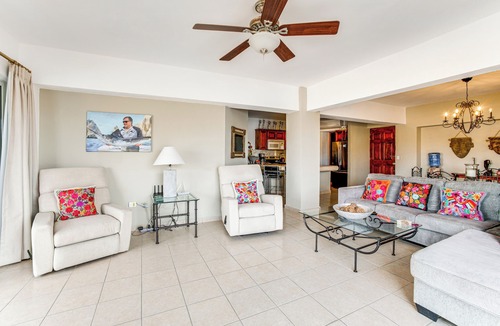 Centro Condo | Condo in Plaza Nautica < 1 Mile to The Arch!