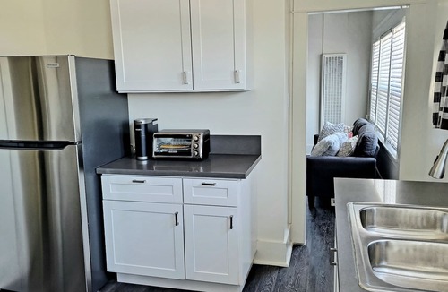 Park Mesa Heights Apartment | Condo-Style Apt. - Upstairs - Convenient to LAX