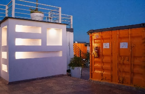 Puerto Vallarta Hotel | Container Inn