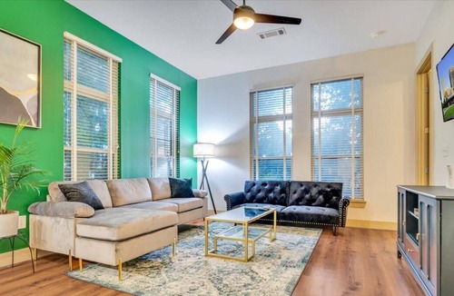 Piedmont Heights Apartment | Conveniently Located 2bed2bath Buckhead Apt