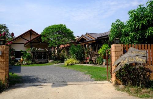 Bueang Sam Phan Resort | Cool Cat House ครูแคทเฮาส์