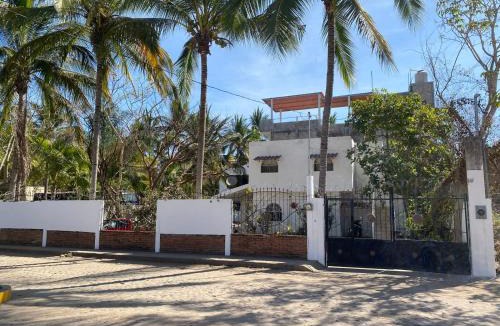 Los Ayala House | Costa Ayala casa para 18 personas a cuadra y media de la playa